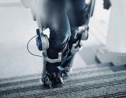 2018 年你会看到有人穿着外骨骼机器人工作？